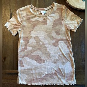 Lularoe neutral camo size medium tshirt